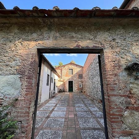 Borgo Al Canto Degli Alberi Лукка Экстерьер фото